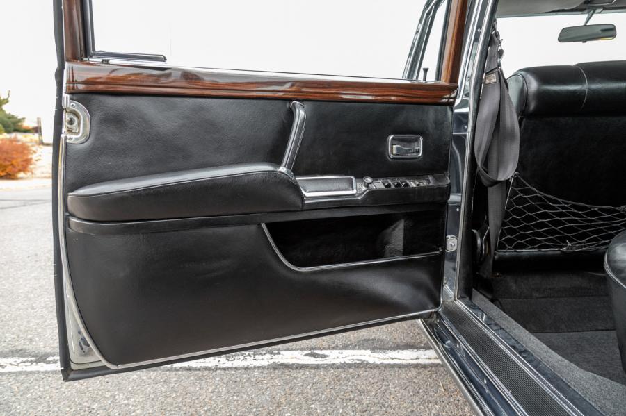 Детали интерьера Mercedes-Benz 600 (W100) 1968 года  (NA) (фото 120 из 149)